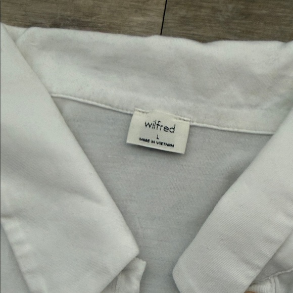 Women’s  White Button-Up Long Sleeve Shirt - Picture 2 of 3